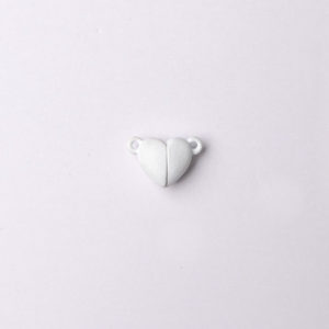 BROCHE CORAZON MAGNETICO BLANCO